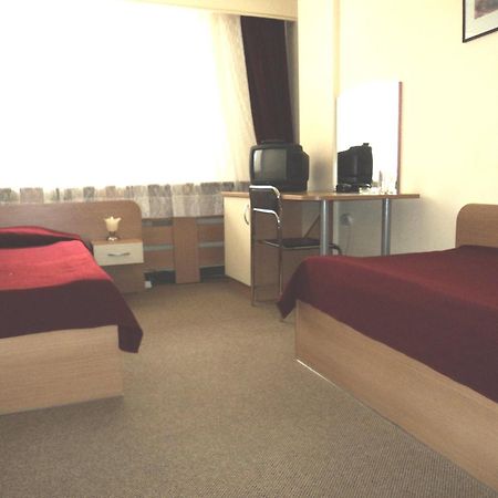 Hotel Of Bulgarian Academy Of Sciences Szófia Szoba fotó