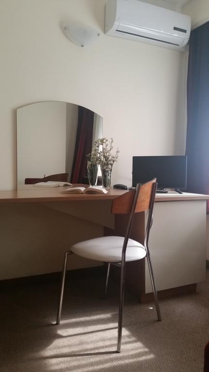 Hotel Of Bulgarian Academy Of Sciences Szófia Kültér fotó