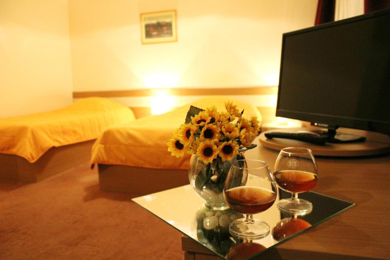 Hotel Of Bulgarian Academy Of Sciences Szófia Kültér fotó